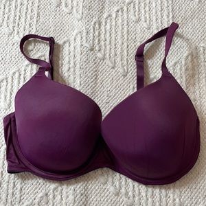 Victoria’s Secret Lightly Lined T-Shirt Bra